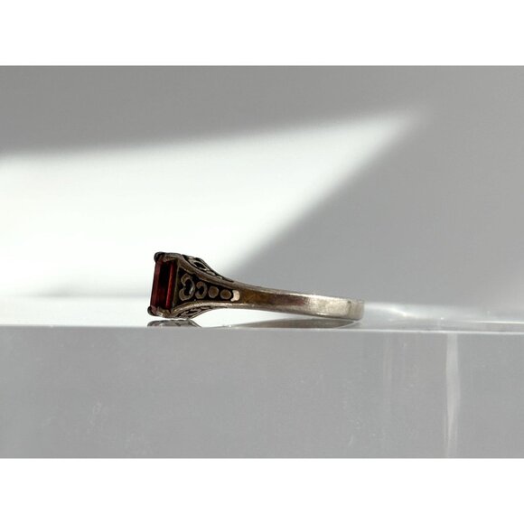 Dark Garnet Semi-Precious Gemstone 925 Sterling Silver Vintage Ring - sz 6 - Picture 4 of 11